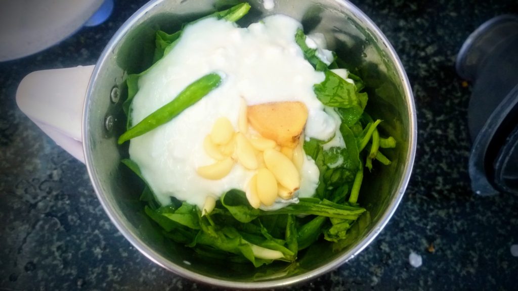 Ingredients for spinach puree