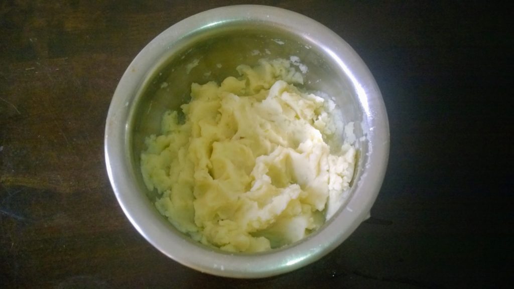 Potatoes mashed with hand