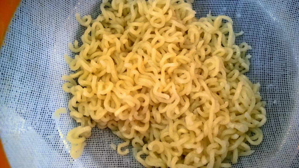 cooked noodles