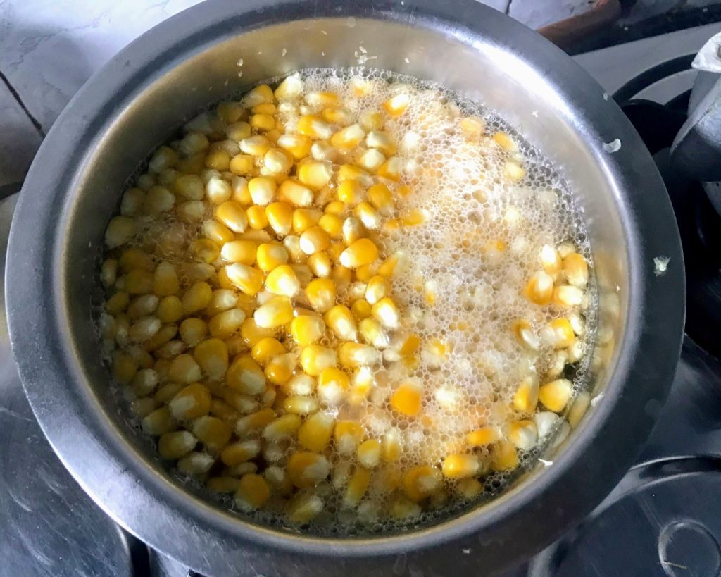 Heating corn kernels