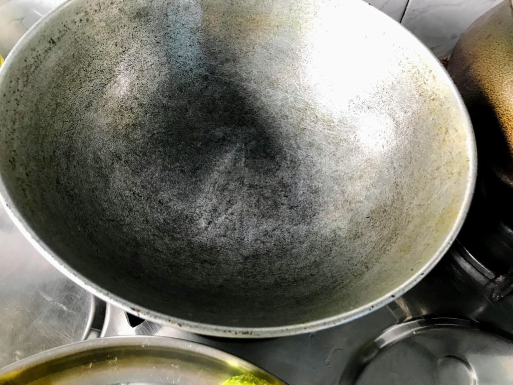 Hot pan
