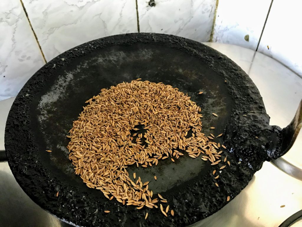 Roasting cumin seeds