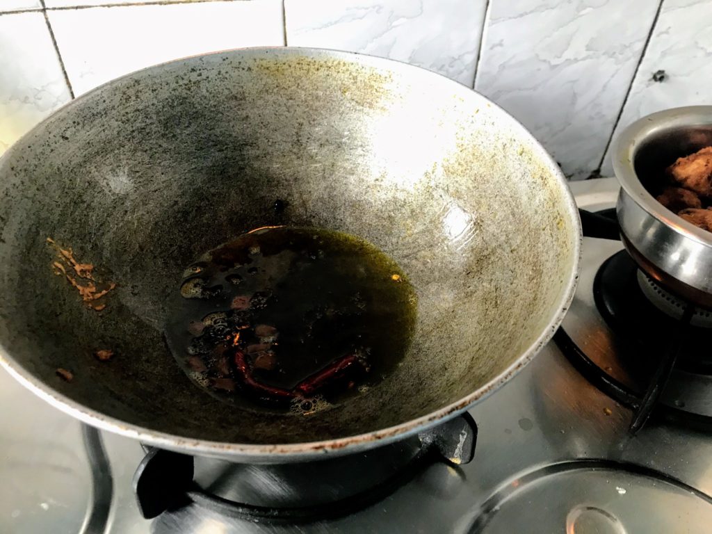 Tempering oil with spices