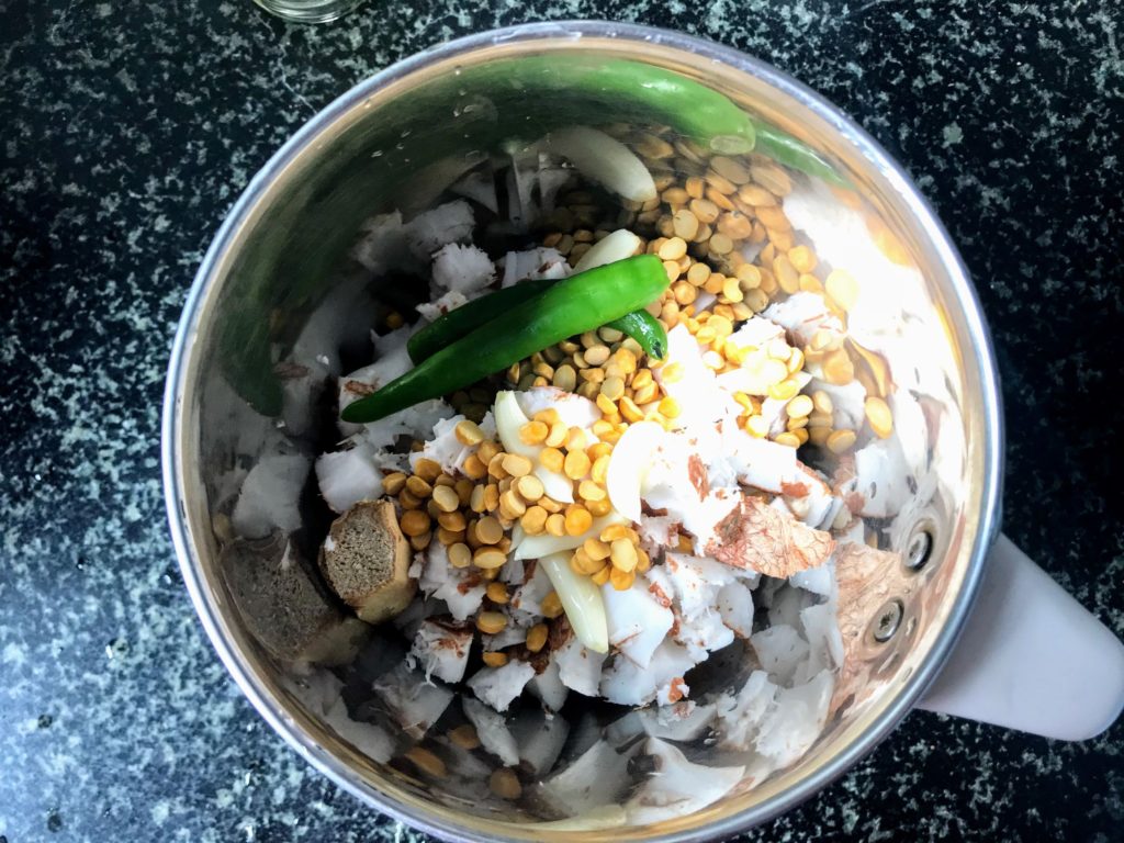 Grinding ingredients for coconut chutney