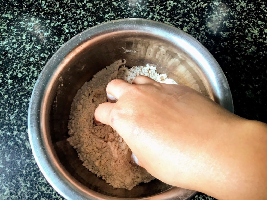 Mixing oil and flour