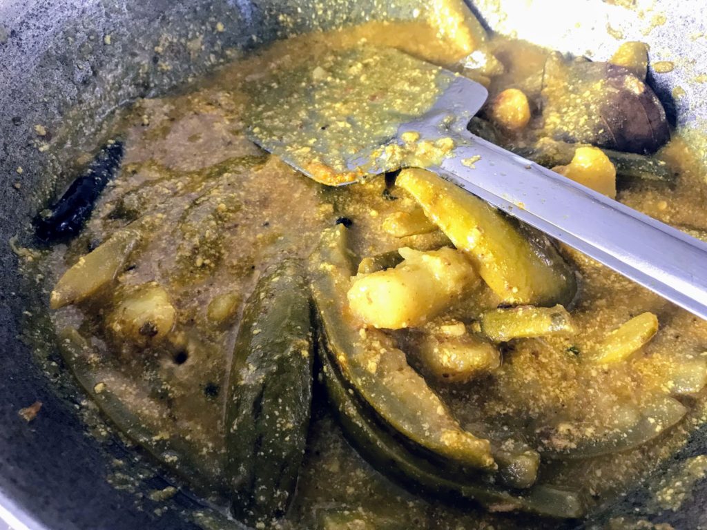 Simmering a curry