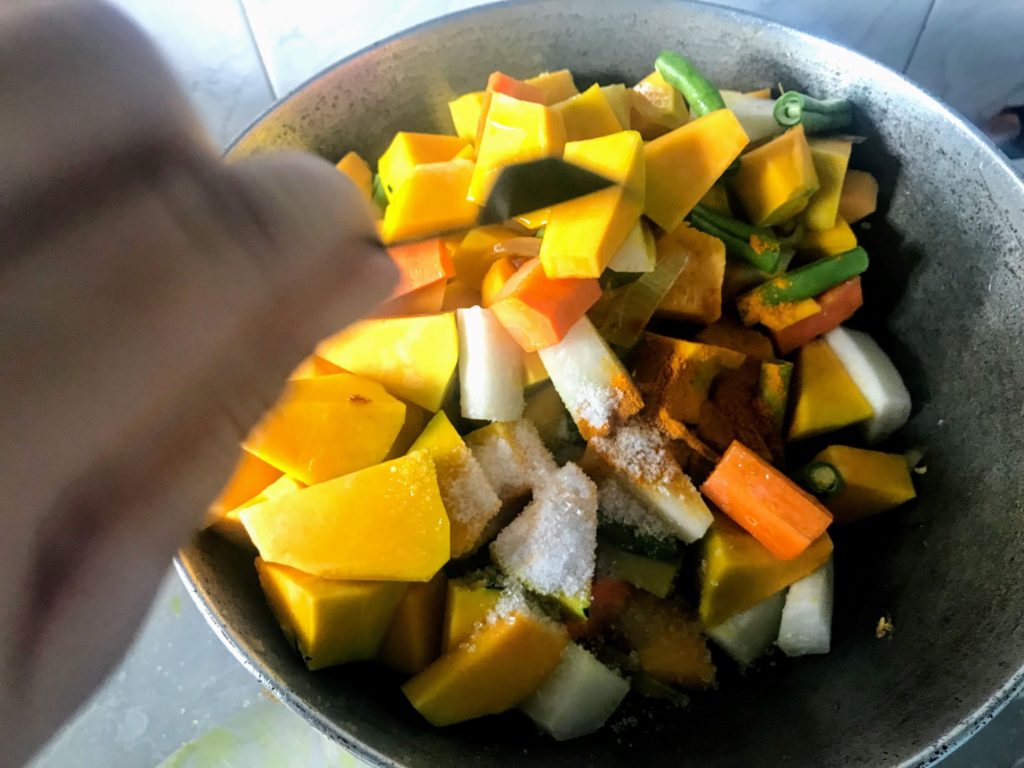 Cooking mixed vegetable