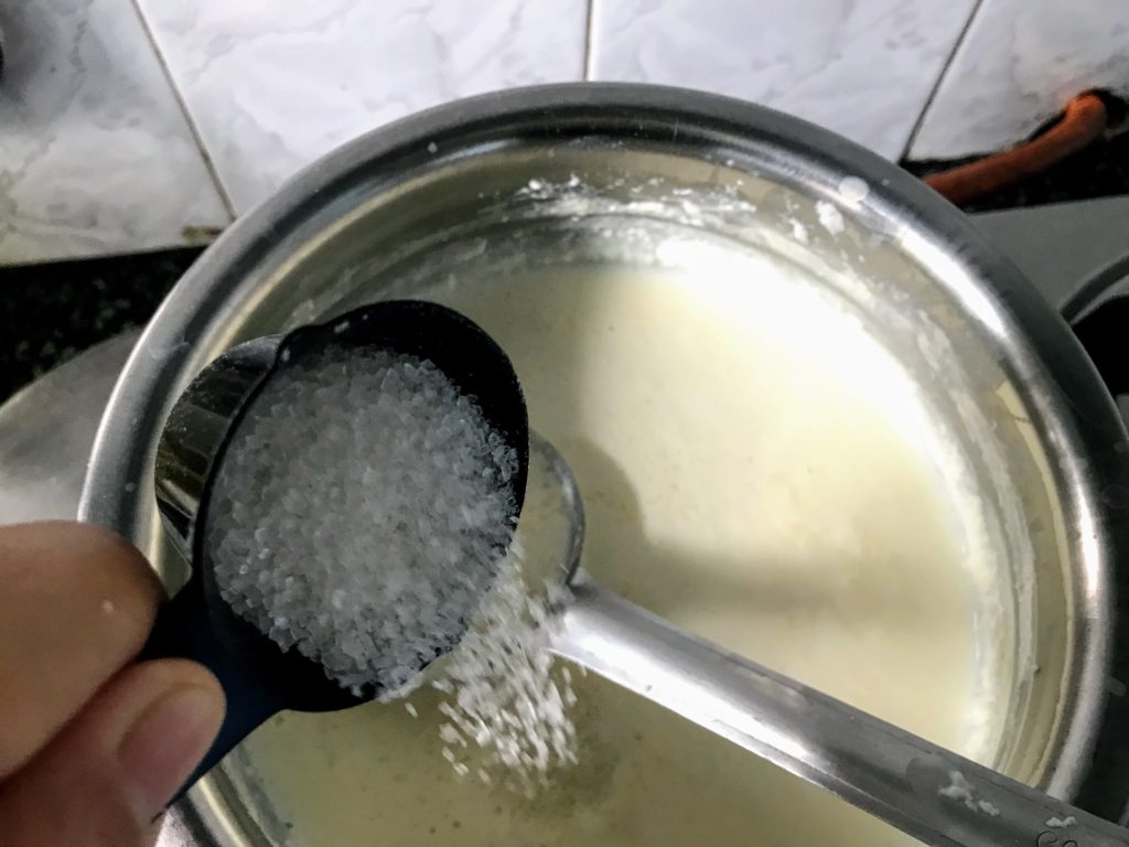 Adding sugar to make kheer