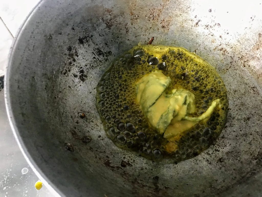 Frying Shidol Bora