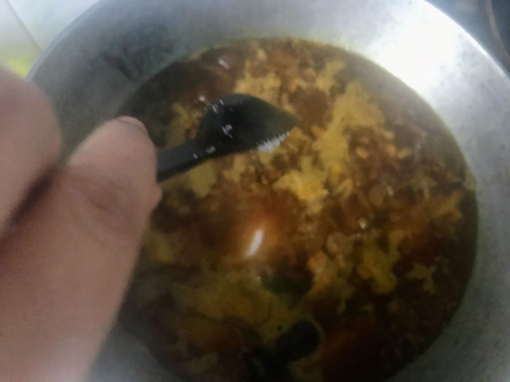 Adding salt while making curry