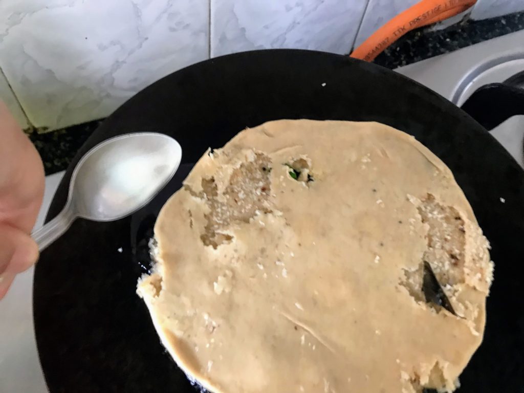 Cooking paratha with oil